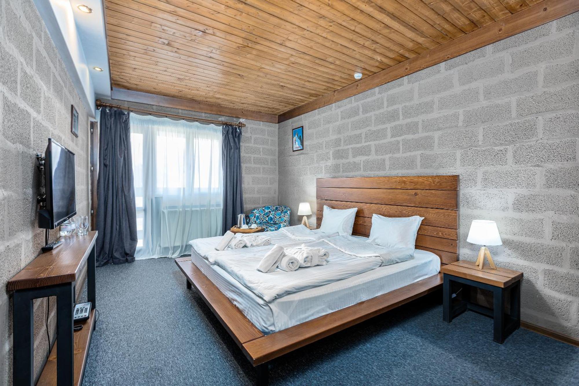 Alpine Lounge Boutique Hotel カズベギ 部屋 写真